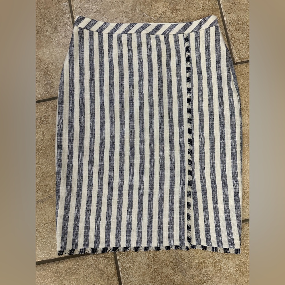 NWT Banana Republic Skirt 12